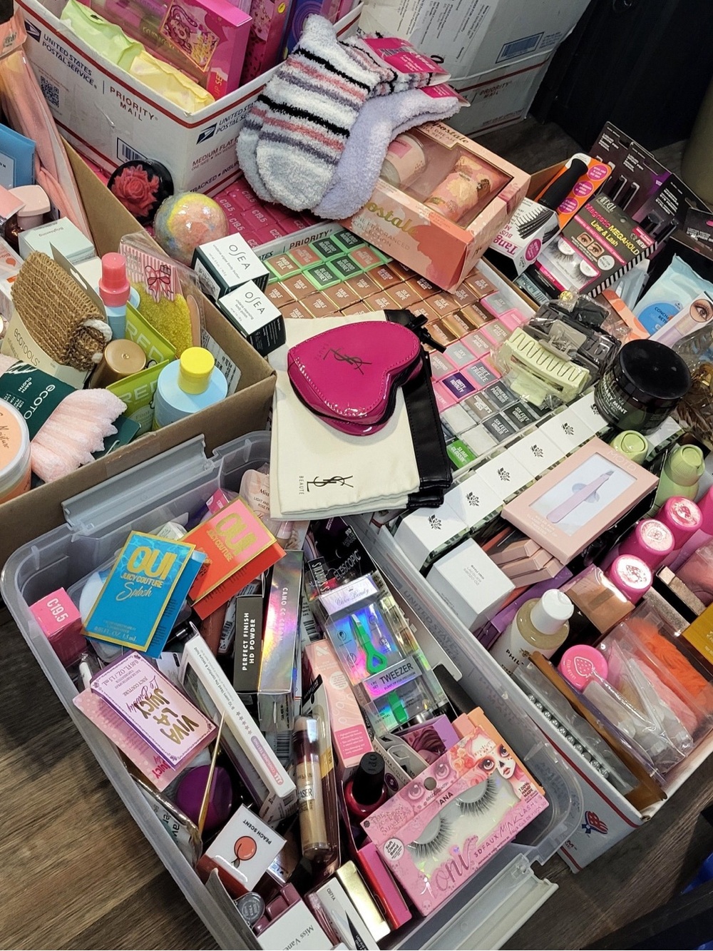 Mystery makeup / skincare / accessories/ self care / jewelry